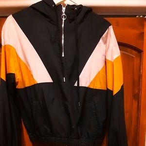 Womens Size M windbreaker half zip jacket